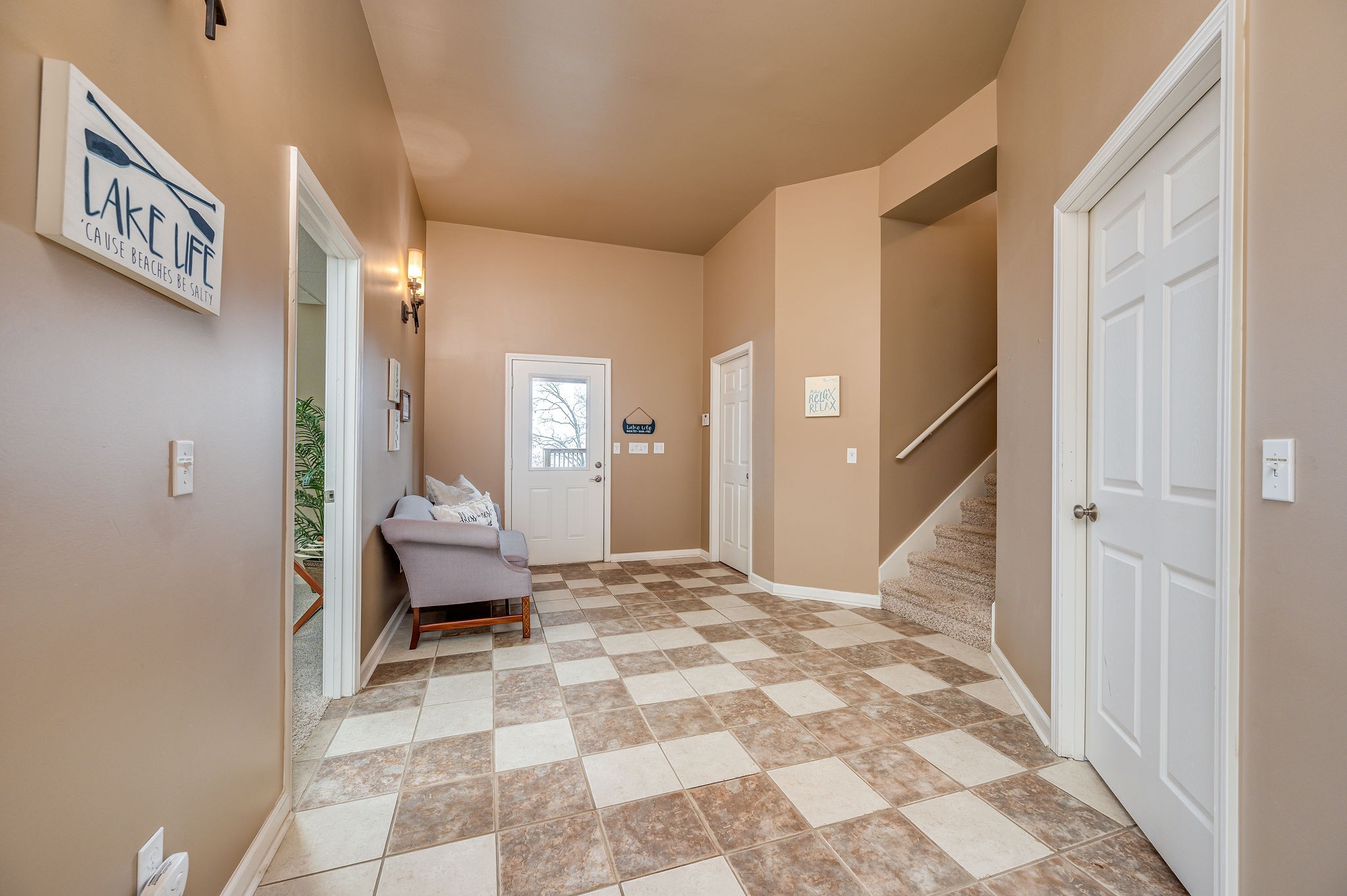 60 Lakeside Estates Road Springville, TN 38256 - Photo 27 of 49 a bedroom with a bed and a rug
