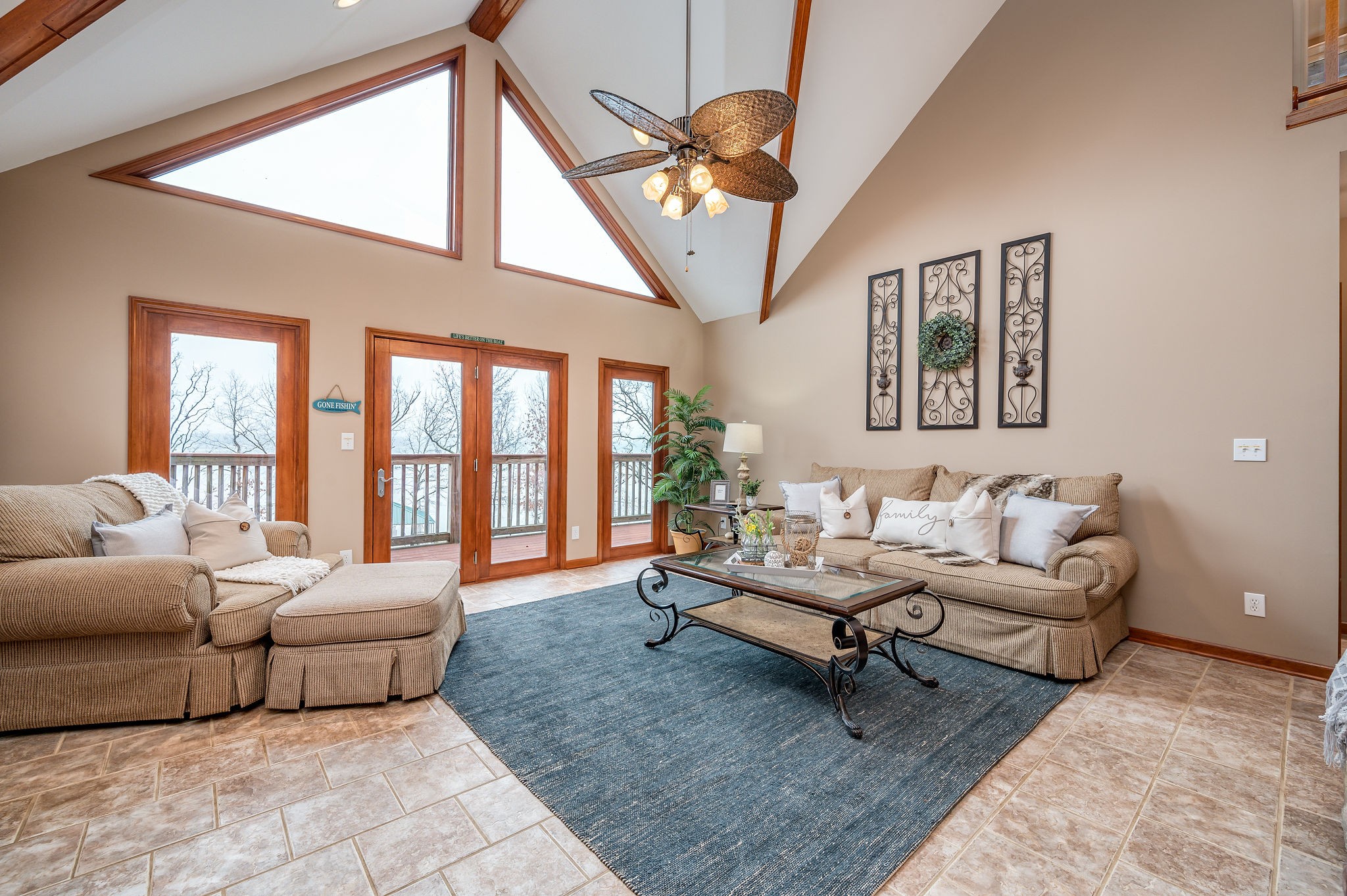 60 Lakeside Estates Road Springville, TN 38256 - Photo 4 of 49 a living room with furniture and a large window