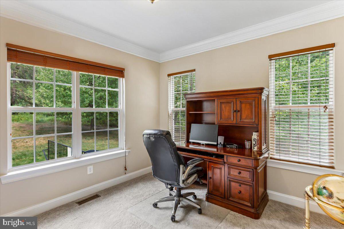 6411 Montgomery Road Elkridge, MD 21075 - Photo 13 of 40 Office In the Woods