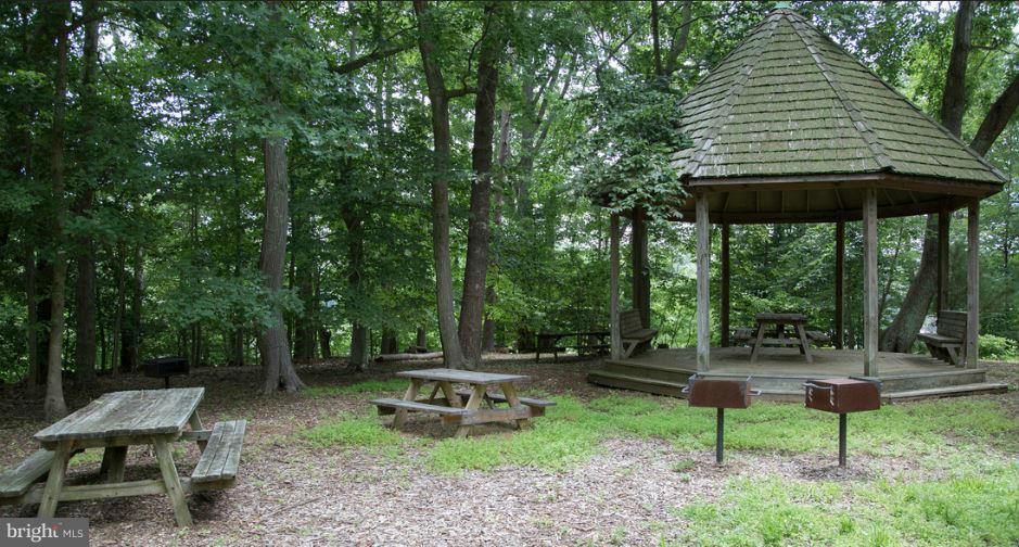 518 Post Oak Road Annapolis, MD 21401 - Photo 26 of 26 COMMUNITY WATERFRONT GAZEBO FOR GATHERING