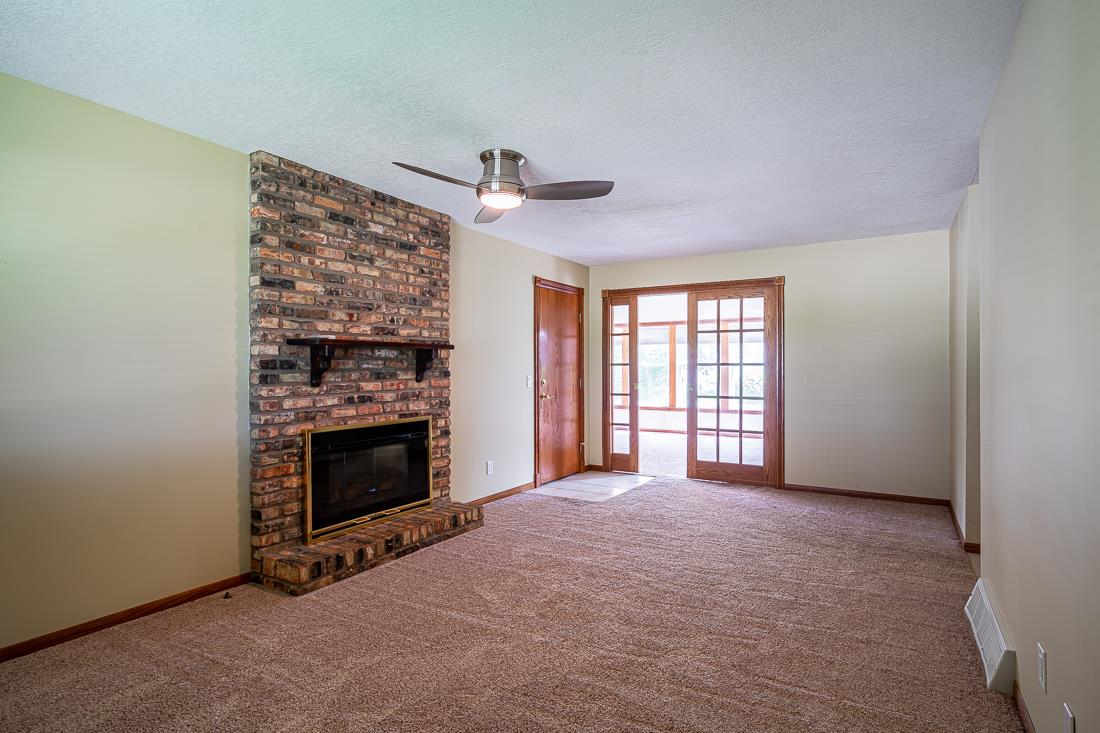 1095 Utica Ridge Court Bettendorf, IA 52722 - Photo 14 of 29 Gallery Image 14