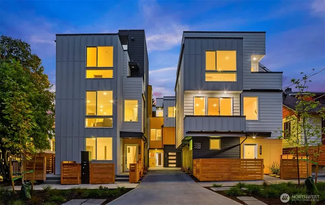 $945,000 | 723 18th Avenue, Seattle, WA 98122