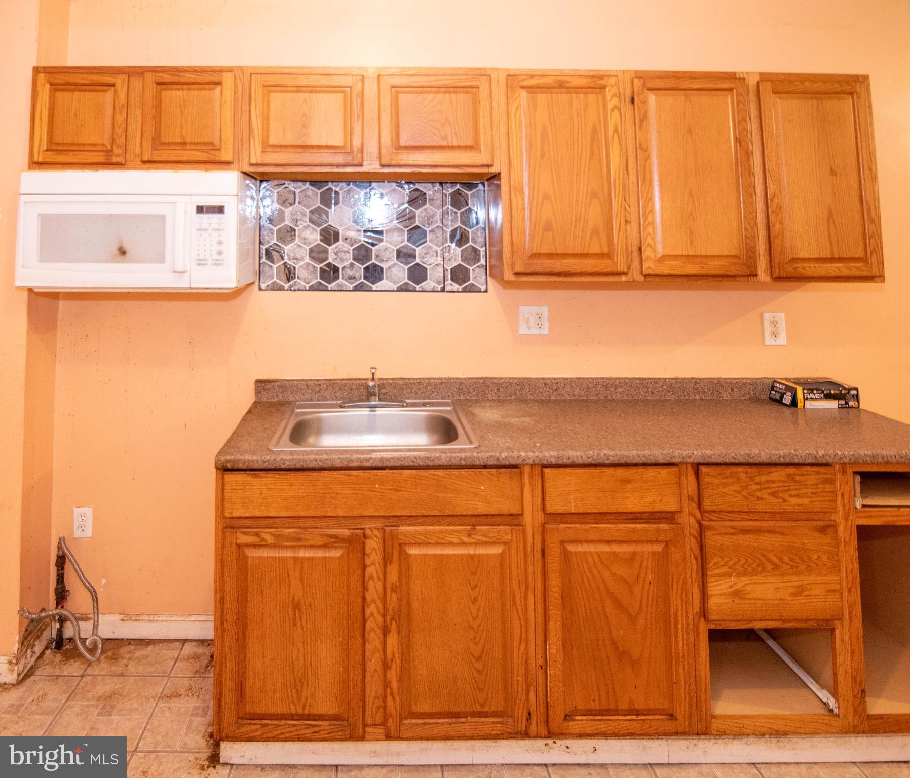 504 South Pulaski Street Baltimore, MD 21223 - Photo 11 of 34