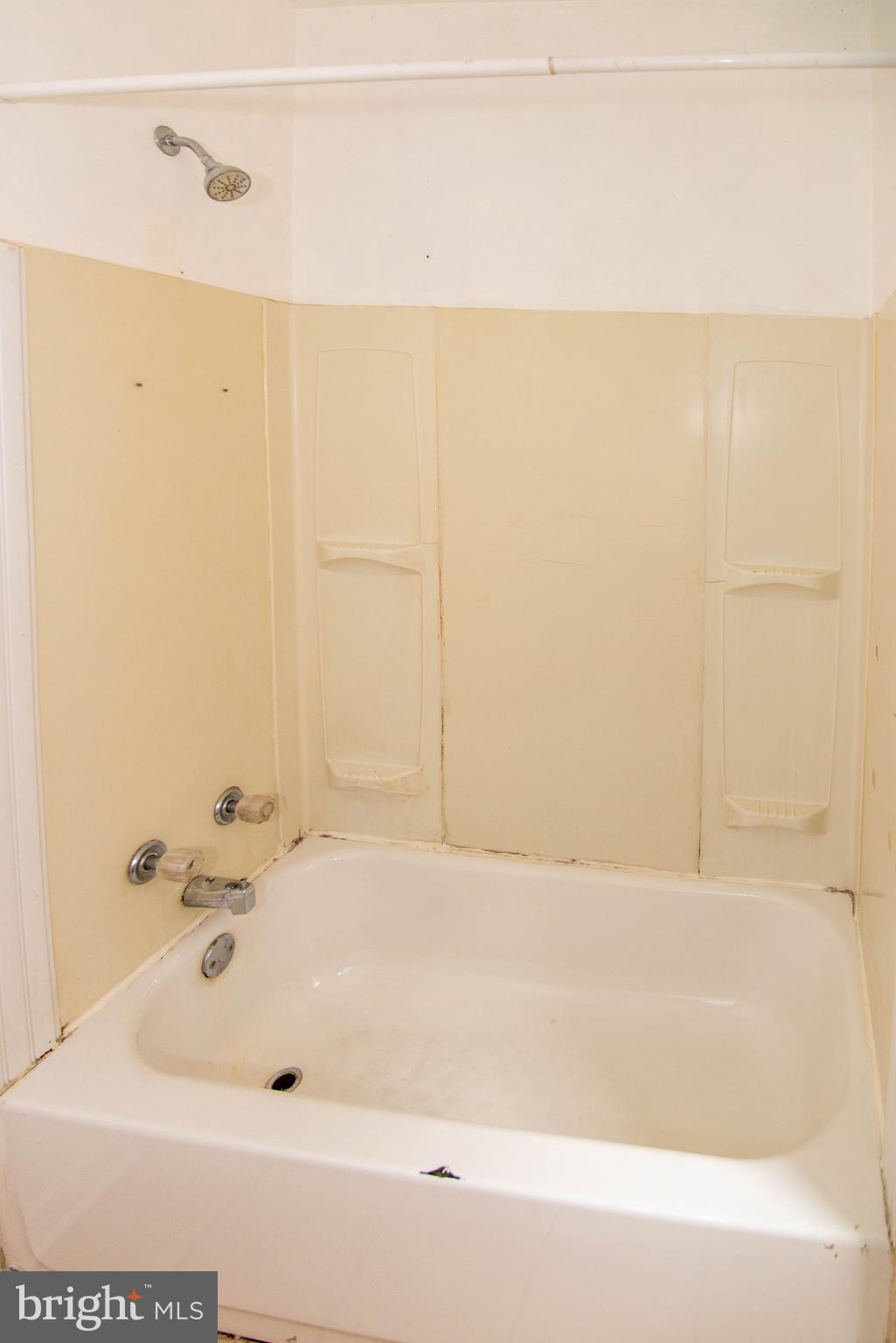 504 South Pulaski Street Baltimore, MD 21223 - Photo 22 of 34