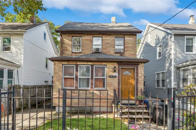 $649,000 | 194-31 114th Road | St. Albans