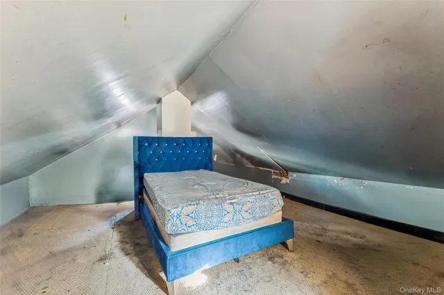 $649,000 | 194-31 114th Road | St. Albans