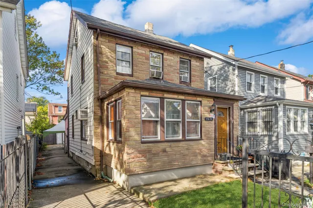 $649,000 | 194-31 114th Road | St. Albans