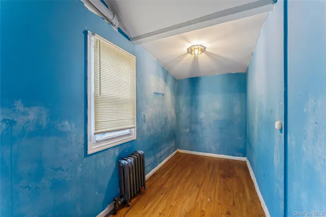 $649,000 | 194-31 114th Road | St. Albans