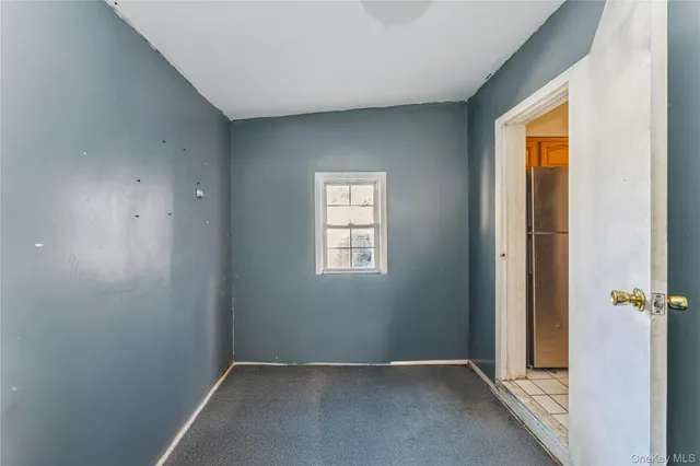 $649,000 | 194-31 114th Road | St. Albans