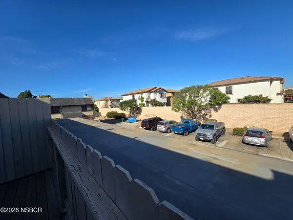 $399,000 | 1960 McClelland Street, Unit 11, Santa Maria, CA 93454