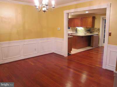 10903 Old Coach Road Potomac, MD 20854 - Photo 2 of 4 Interior (General)