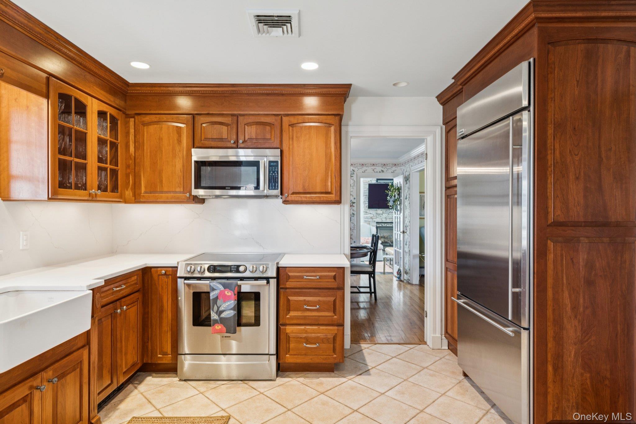 31 Fox Hunt Lane Cold Spring Harbor, NY 11724 - Photo 16 of 50