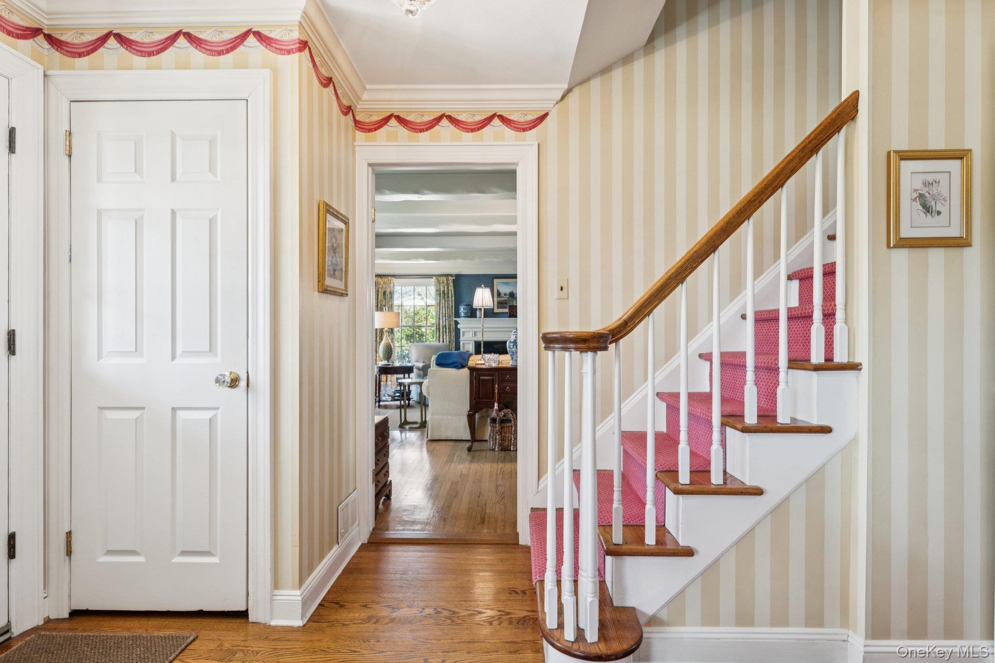 31 Fox Hunt Lane Cold Spring Harbor, NY 11724 - Photo 6 of 50