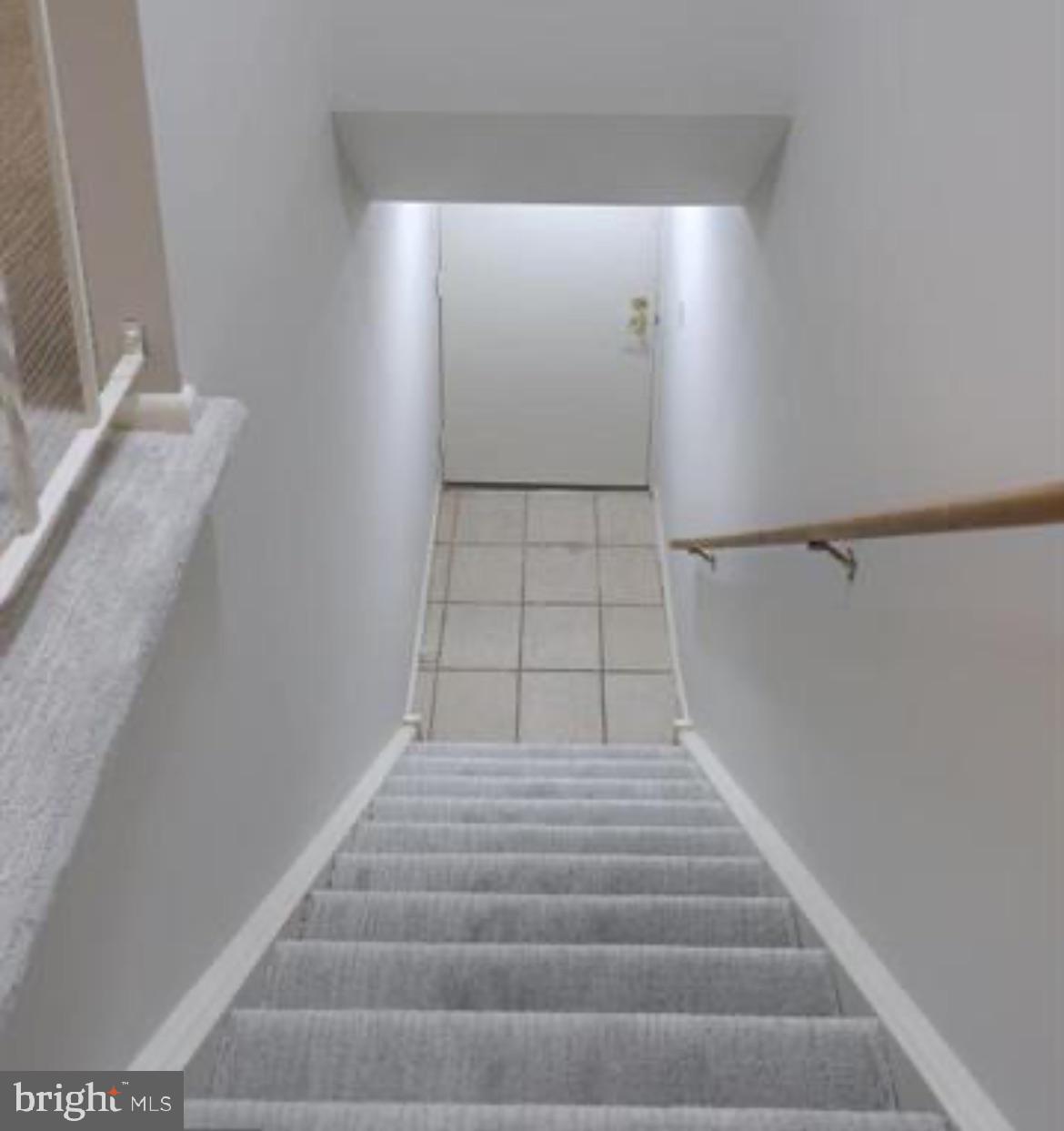 4 Valleybrook Drive Lancaster, PA 17601 - Photo 3 of 19 a view of entryway