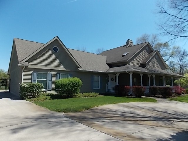23582 Ridgemont Lane Elkhart, IN 46516 - Photo 1 of 25 Gallery Image 1