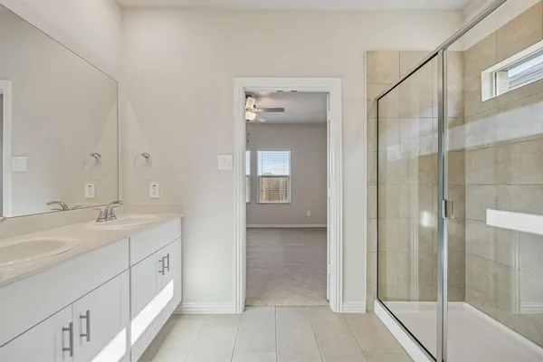 $1,995 | 805 Leavenworth Drive, McKinney, TX 75071