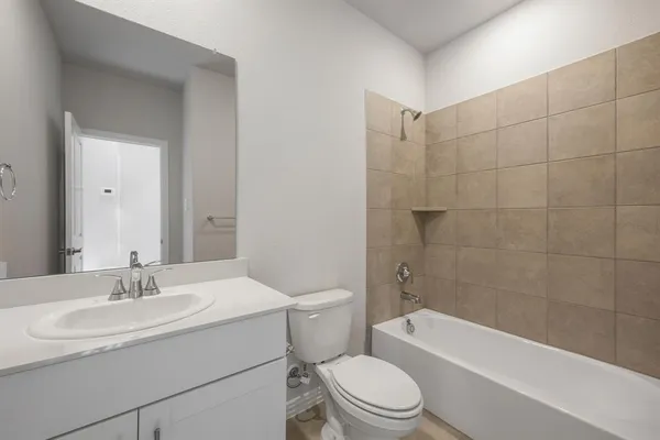 $1,995 | 805 Leavenworth Drive, McKinney, TX 75071