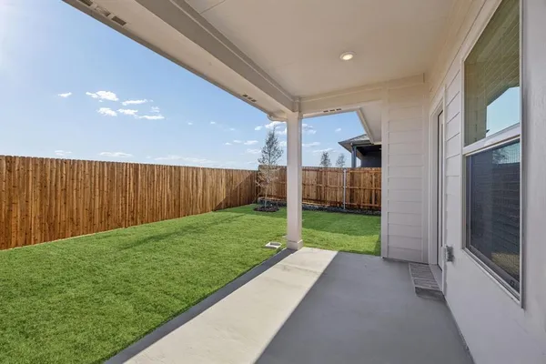$1,995 | 805 Leavenworth Drive, McKinney, TX 75071