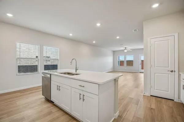 $1,995 | 805 Leavenworth Drive, McKinney, TX 75071