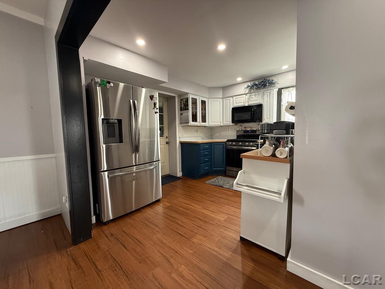 209 South Talbot Street Addison, MI 49220 - Photo 9 of 28 50167754-1be7f5a2-7395-4797-8902-e587c4e553ba.JPG