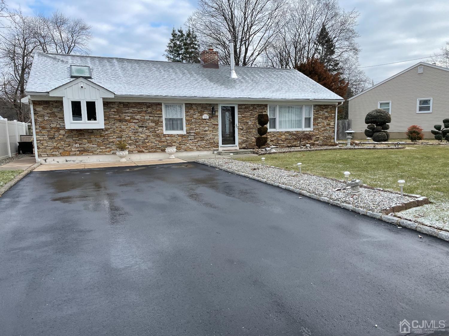 20 Ramsey Road Middlesex, NJ 08846 - Photo 2 of 33 a front view of a house with a yard