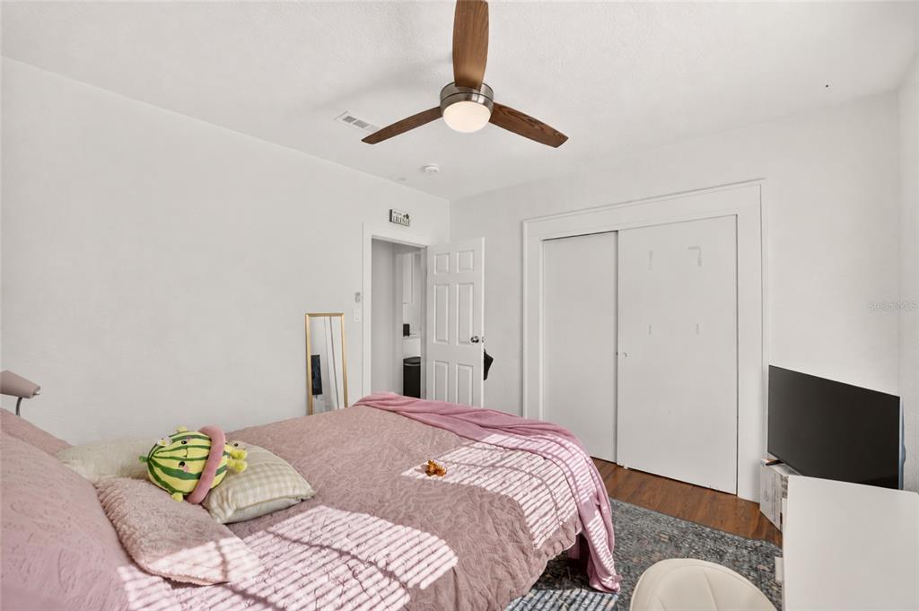 605 Southwest 9th Street Gainesville, FL 32601 - Photo 20 of 42 Gallery Image 20