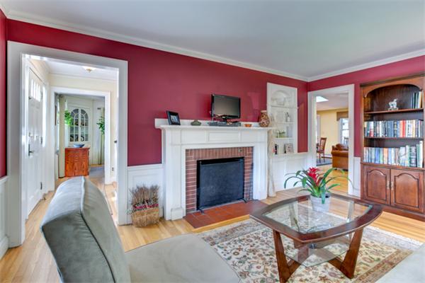 118 Governors Road Milton, MA 02186 - Photo 6 of 21