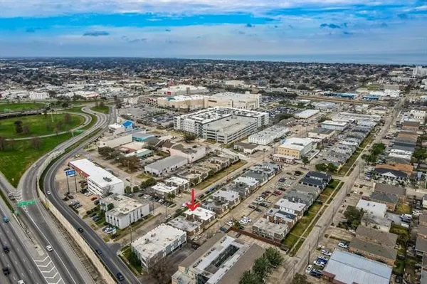 $1,250 | 2713 Kingman Street, Unit A, Metairie, LA 70006