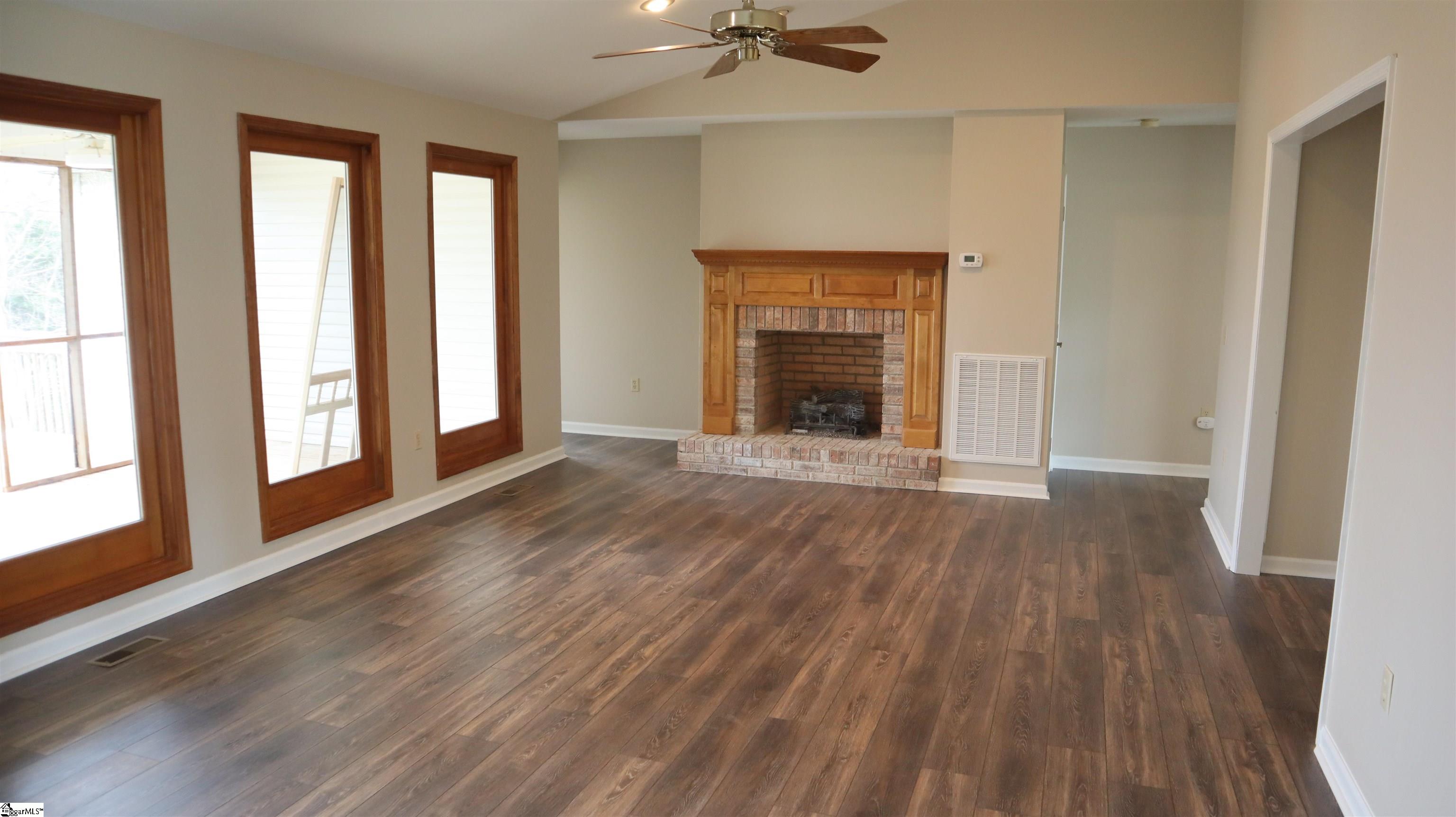 205 Ragsdale Road Greenville, SC 29611 - Photo 11 of 33 Gallery Image 11