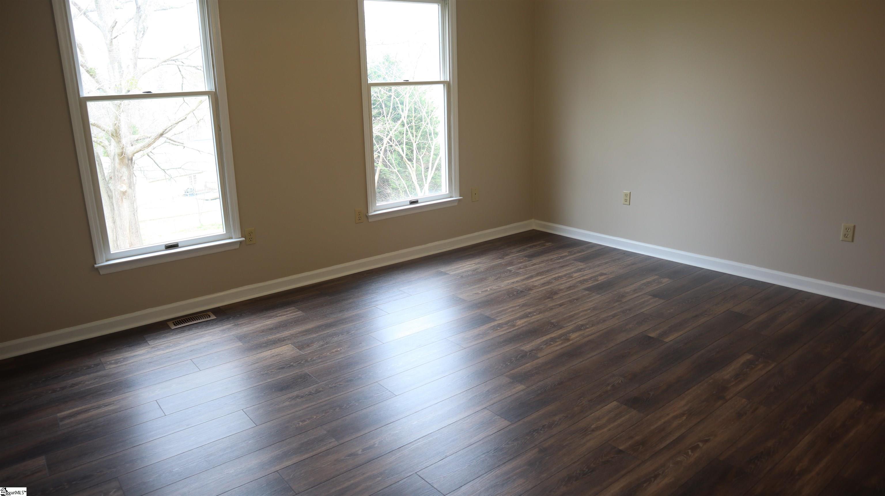205 Ragsdale Road Greenville, SC 29611 - Photo 14 of 33 Gallery Image 14