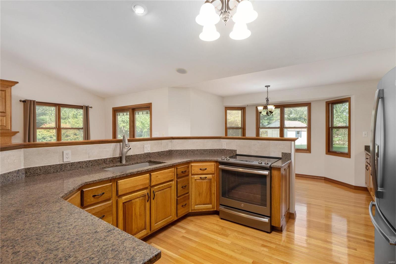 8415 East Mill Creek Road Troy, IL 62294 - Photo 10 of 43