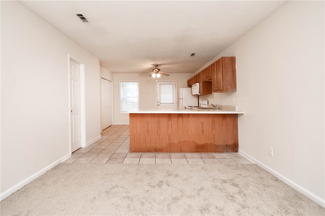 225 Springfield Circle Easley, SC 29642 - Photo 5 of 35 Gallery Image 5
