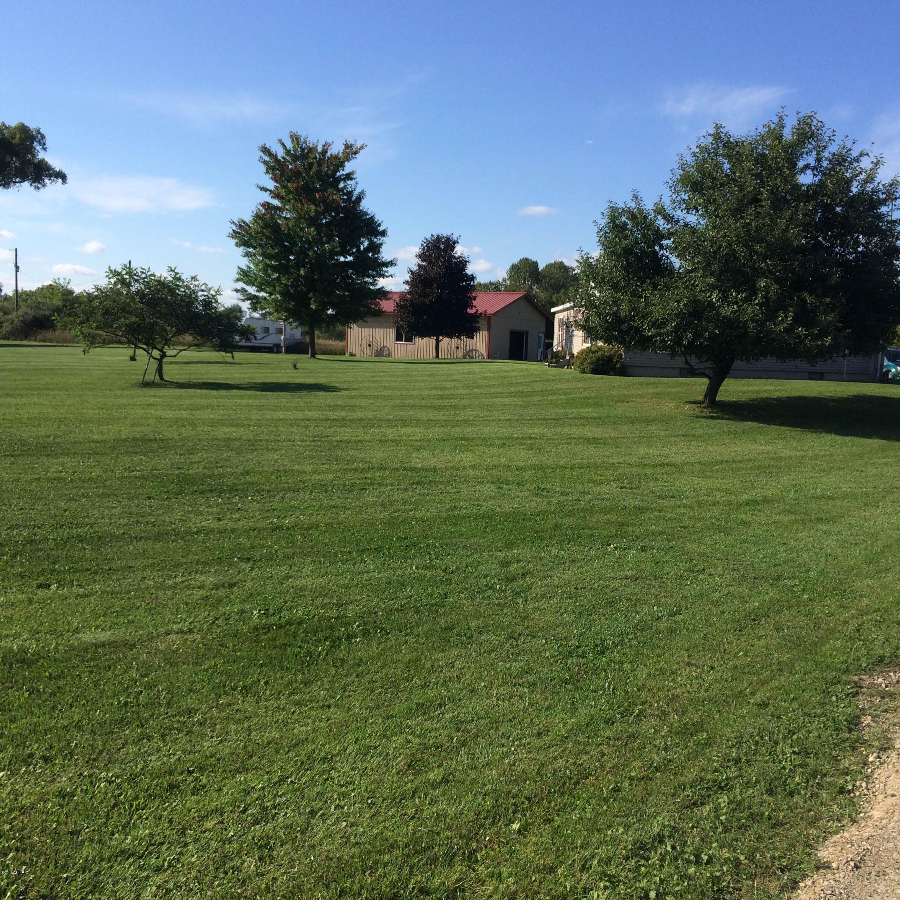 6636 Deaner Road Six Lakes, MI 48886 - Photo 20 of 30 IMG_0251