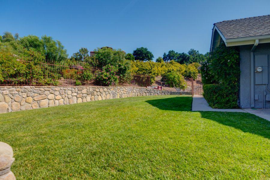 1923 Meiners Road Ojai, CA 93023 - Photo 33 of 52 1923 Meiners Road Ojai Home for Sale (37