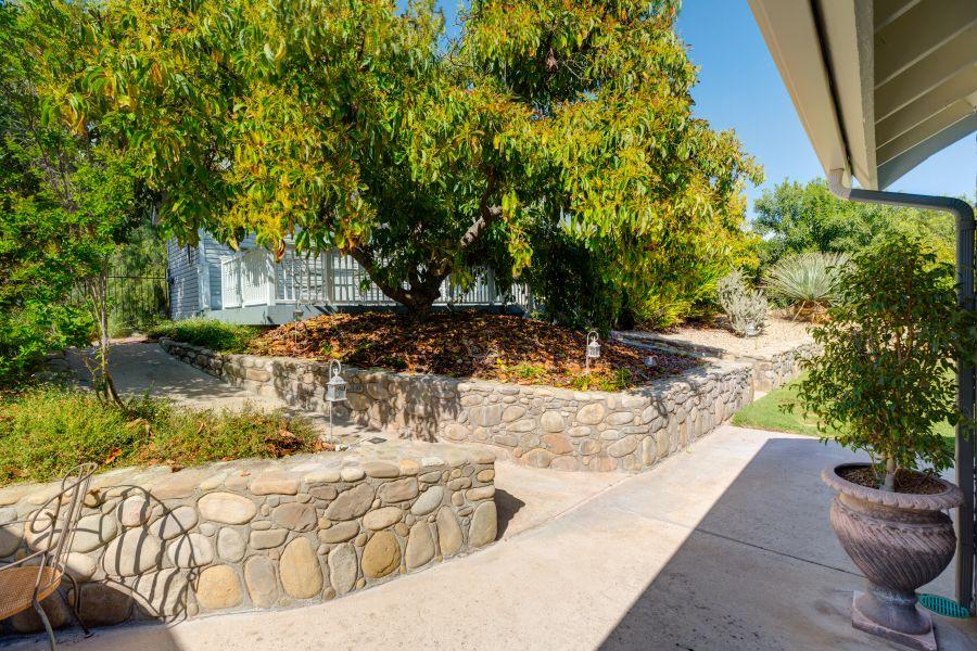 1923 Meiners Road Ojai, CA 93023 - Photo 38 of 52 1923 Meiners Road Ojai Home for Sale (33