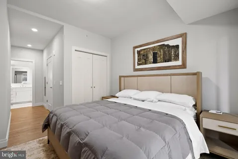 $895,900 | 225 Strand Street, Unit 202, Alexandria, VA 22314