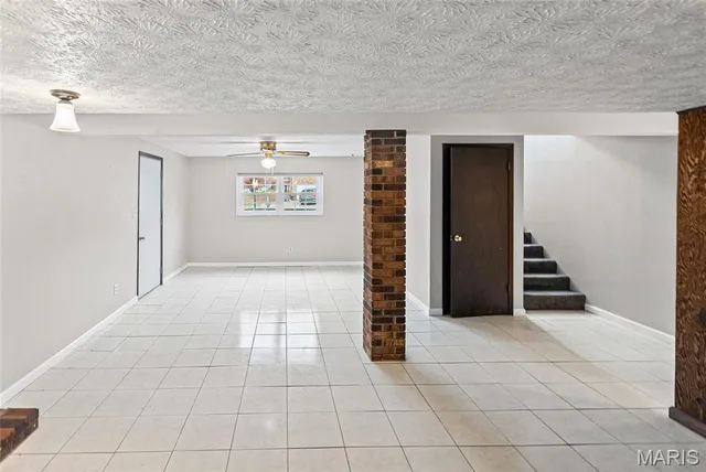 $295,900 | 232 Sherwood Drive, Glen Carbon, IL 62034