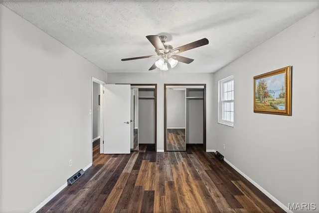 $295,900 | 232 Sherwood Drive, Glen Carbon, IL 62034