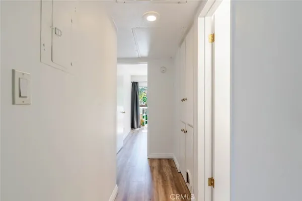 $2,795 | 13543 Moorpark Street, Unit 7, Sherman Oaks, CA 91423