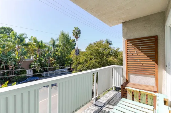 $2,795 | 13543 Moorpark Street, Unit 7, Sherman Oaks, CA 91423