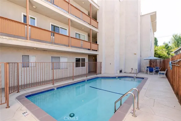 $2,795 | 13543 Moorpark Street, Unit 7, Sherman Oaks, CA 91423