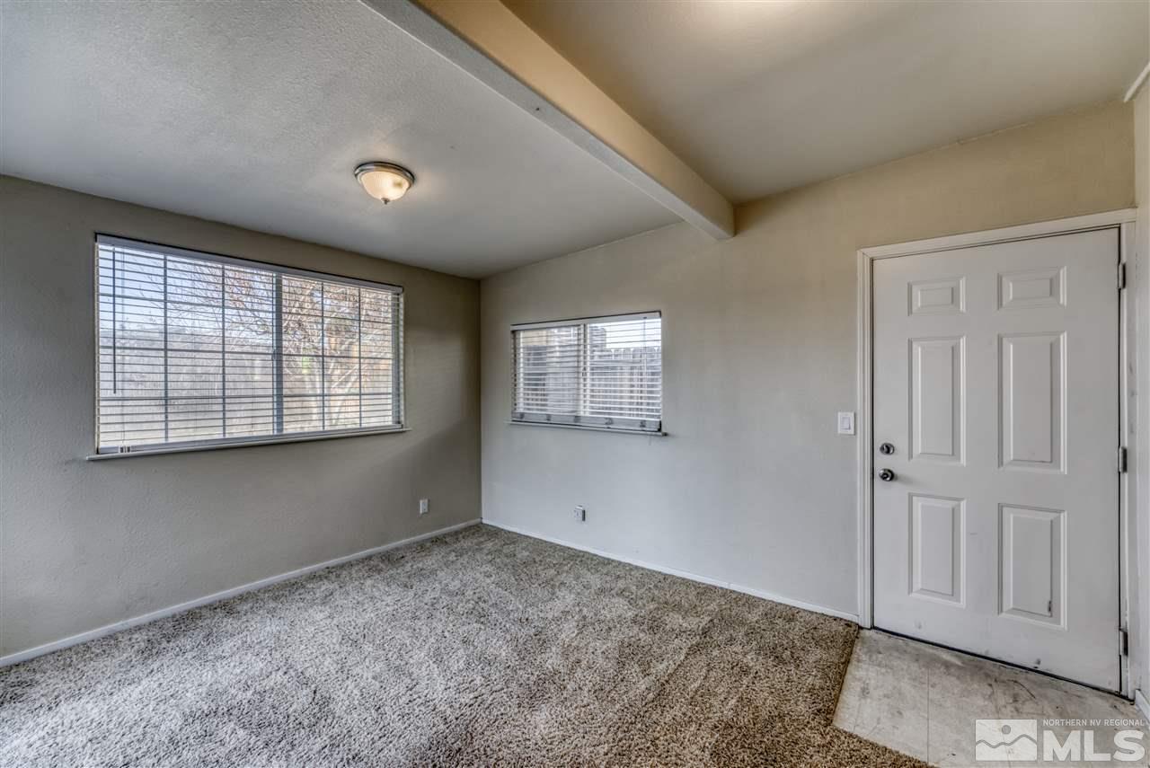 2741 Pajaro Place Reno, NV 89502 - Photo 20 of 36 an empty room with windows