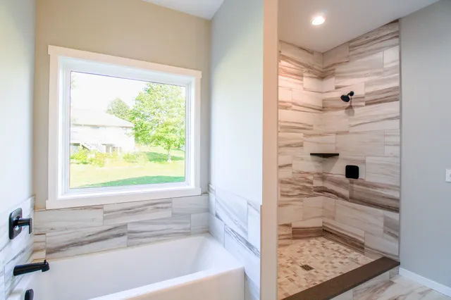 $459,900 | 858 Bucknell Lane Southeast, Stewartville, MN 55976