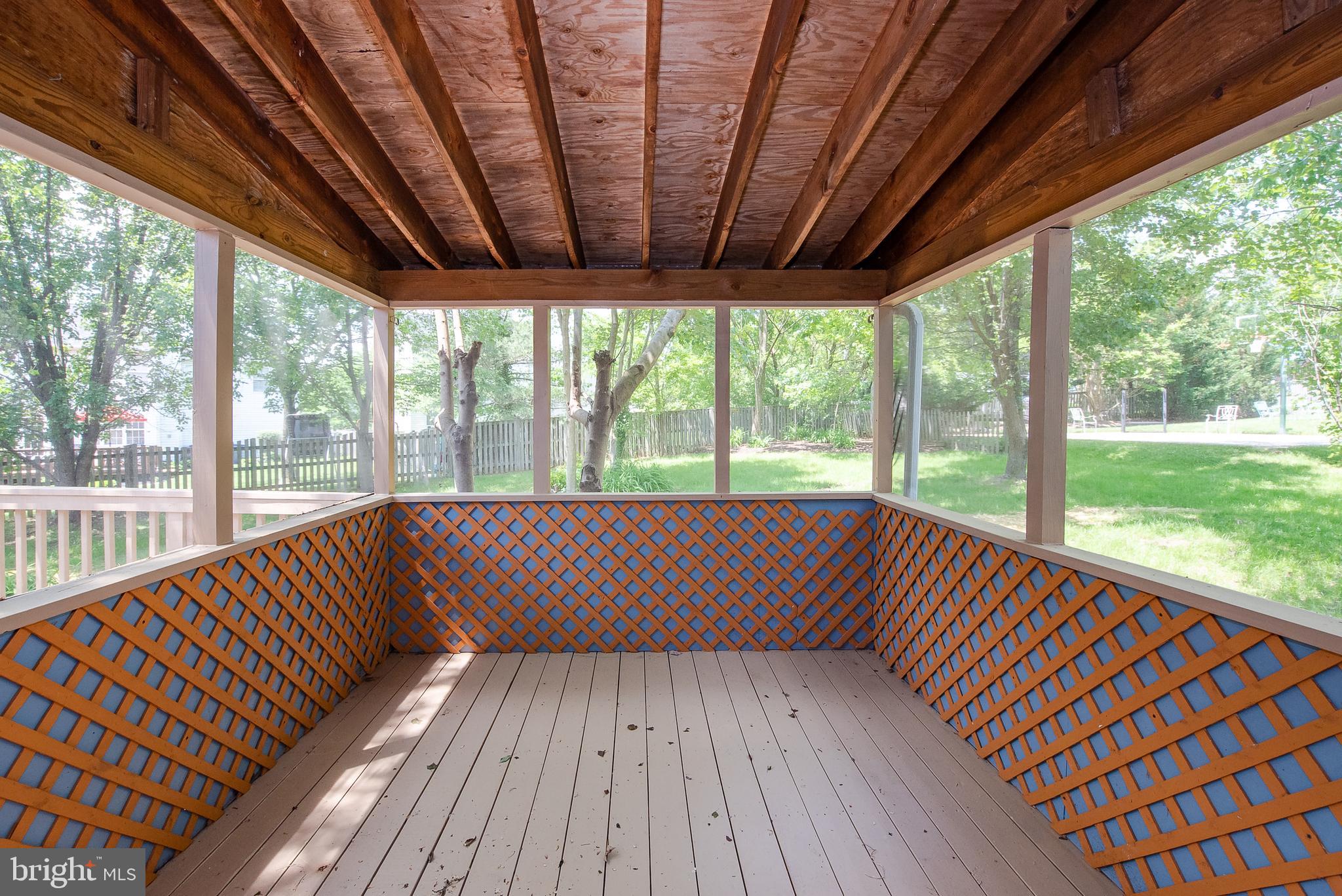 6725 Hunter Road Elkridge, MD 21075 - Photo 22 of 37 Screened Porch