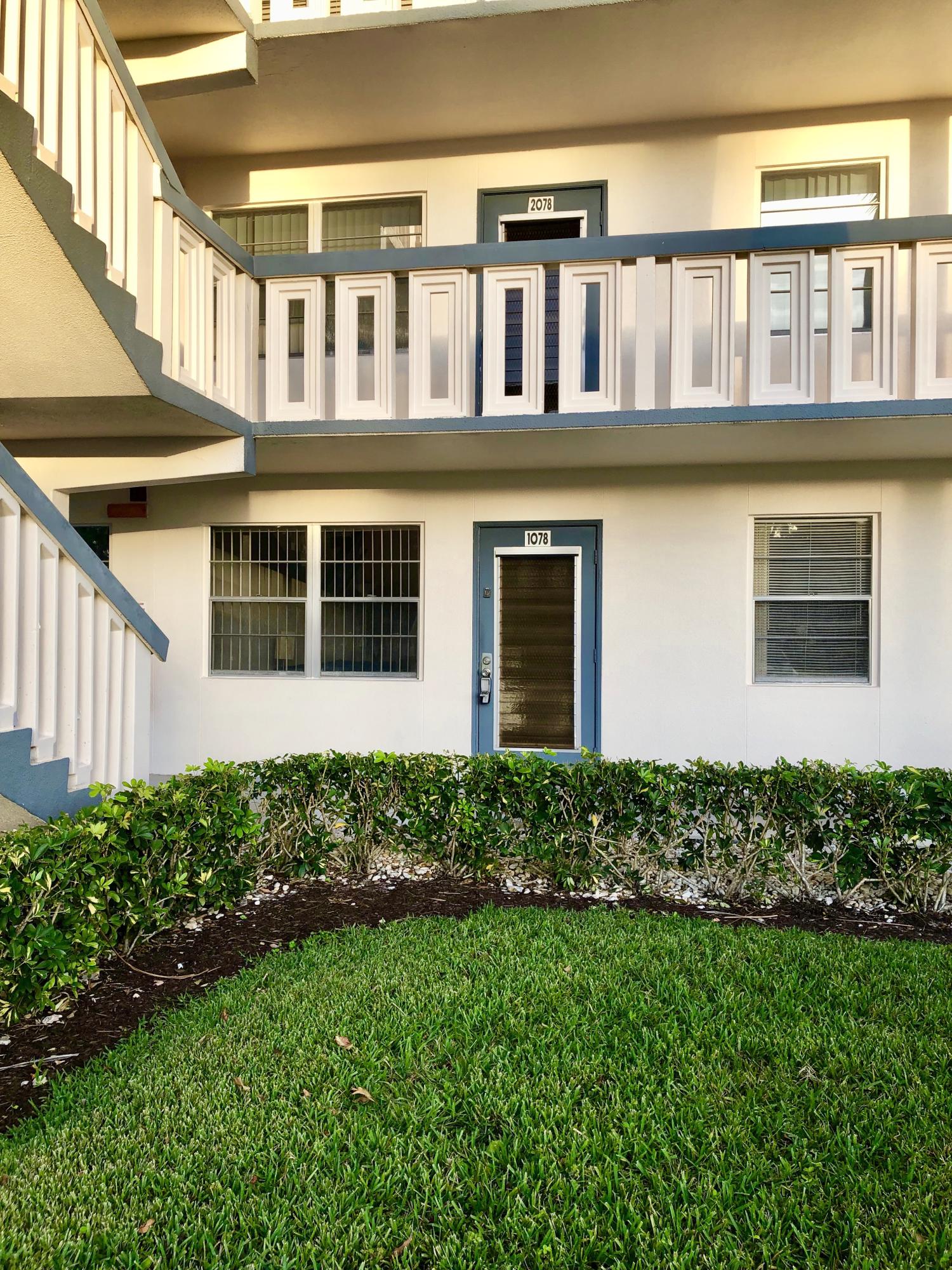 1078 Yarmouth C Boca Raton, FL 33434 - Photo 2 of 19 IMG_2521