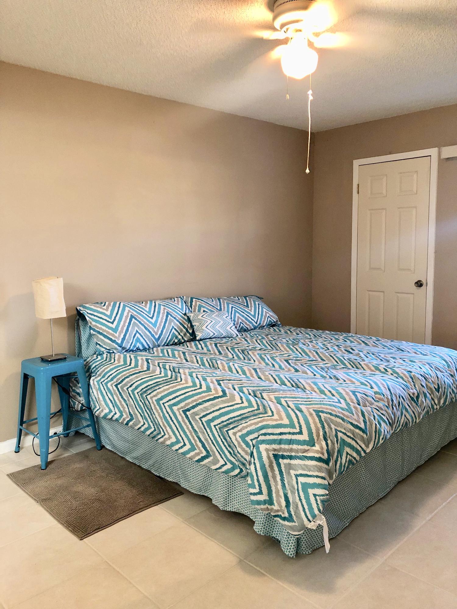 1078 Yarmouth C Boca Raton, FL 33434 - Photo 8 of 19 IMG_2507
