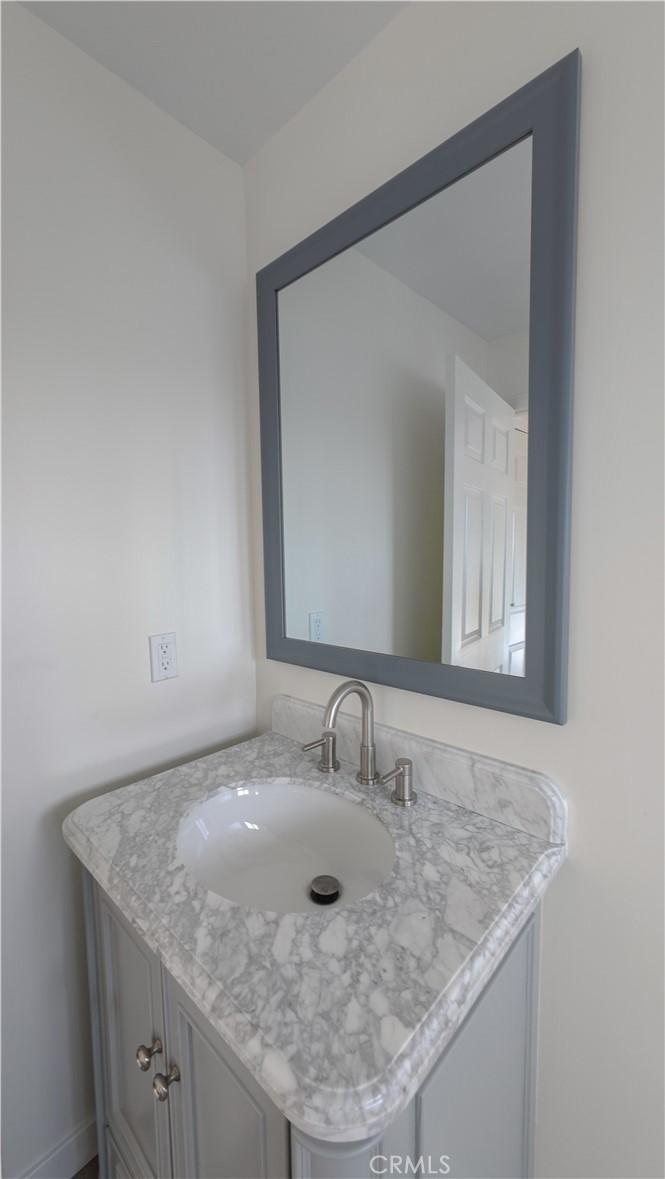 8435 Rincon Avenue Sun Valley, CA 91352 - Photo 30 of 70