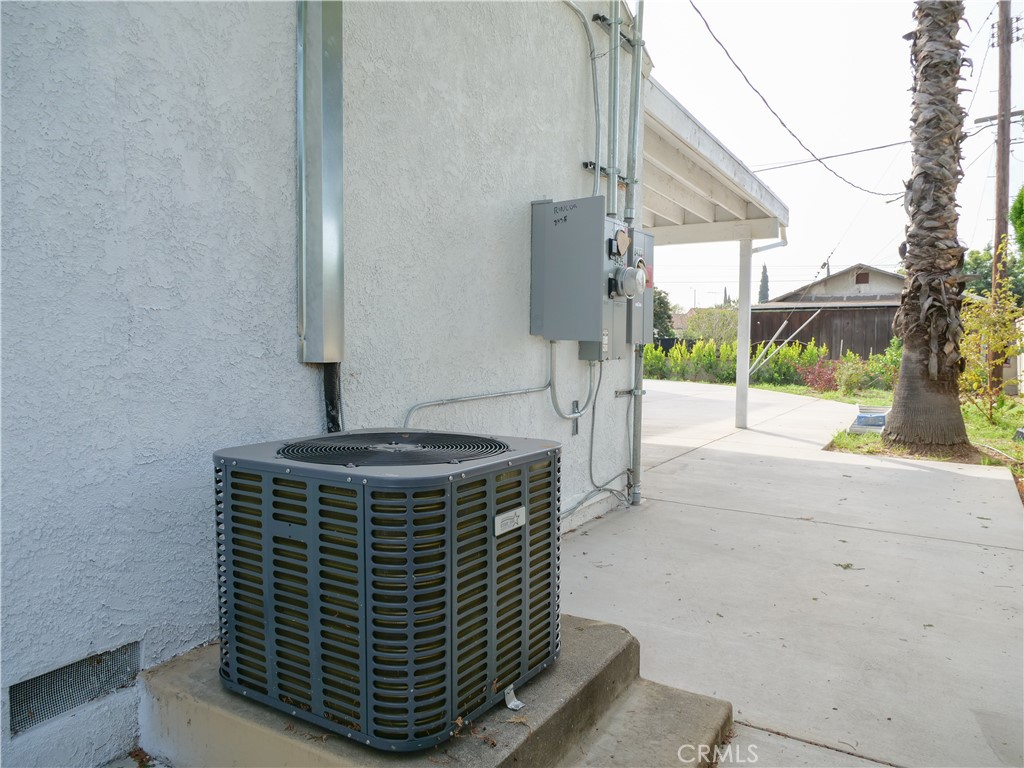 8435 Rincon Avenue Sun Valley, CA 91352 - Photo 58 of 70