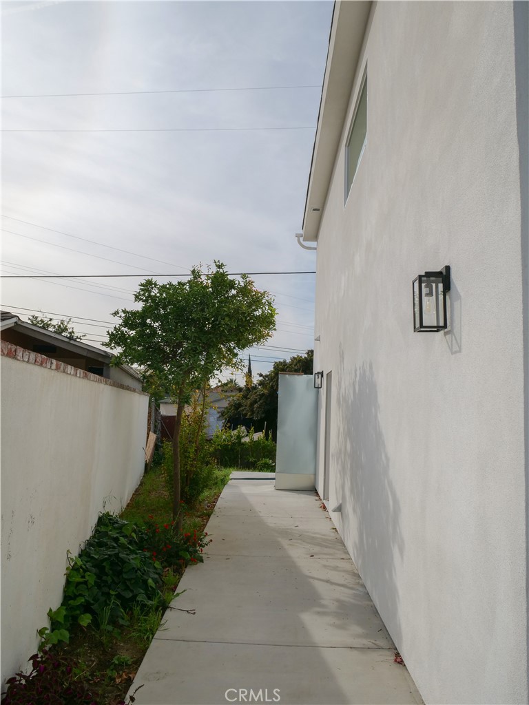 8435 Rincon Avenue Sun Valley, CA 91352 - Photo 62 of 70