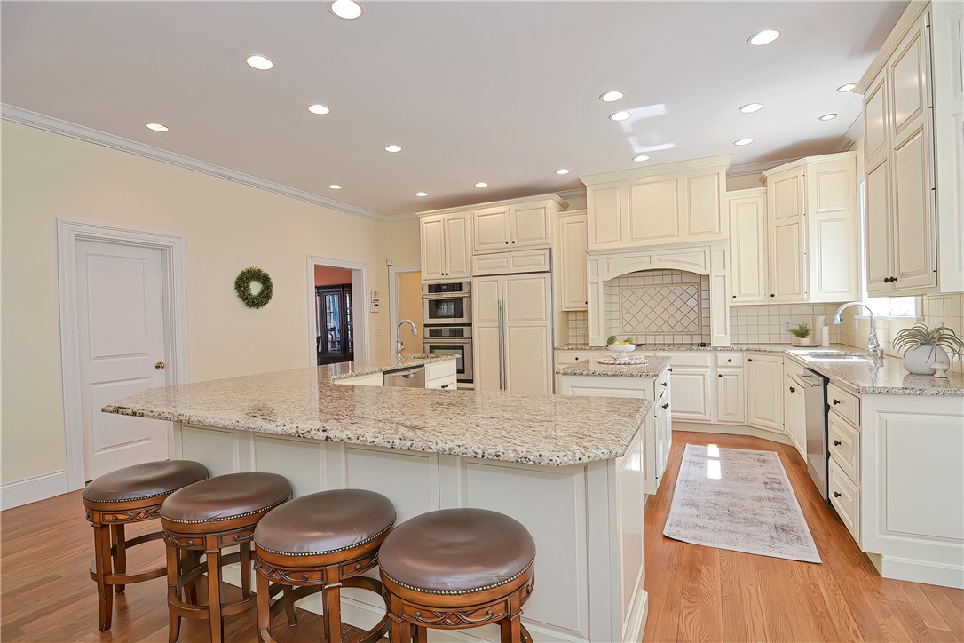 581 Pippin Orchard Road Cranston, RI 02921 - Photo 11 of 50